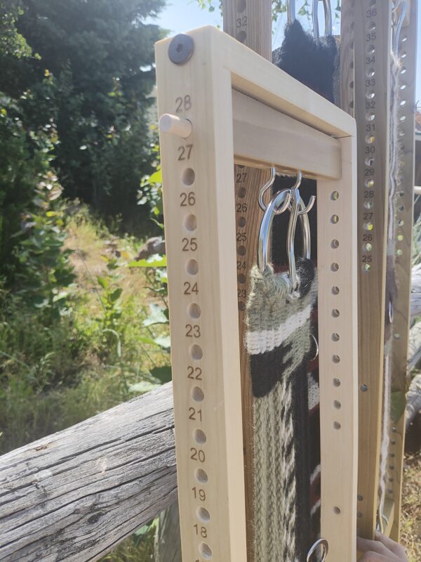5H  Weaving Frame - Image 2